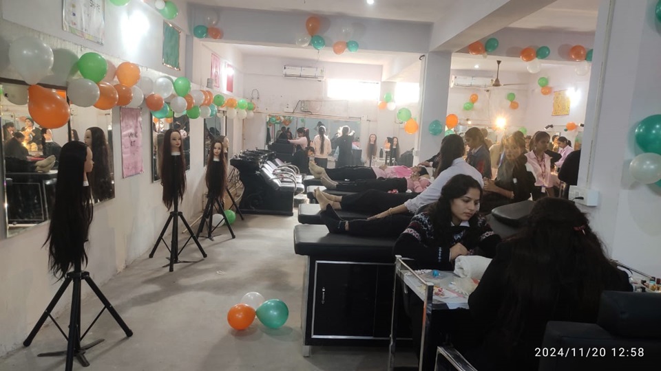Cosmetology Lab 5